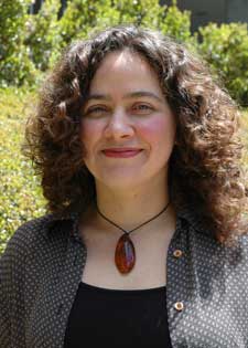 Photo of Associate Professor of Mathematics Mariel Vazquez 