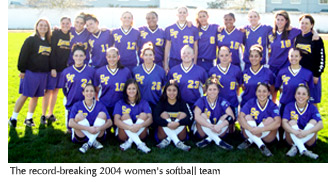 Photo of the entire 2004 women's softball team