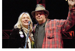Photo of Pegi (left) and Neil Young