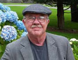 A photo of Professor of Biology Frank Bayliss.